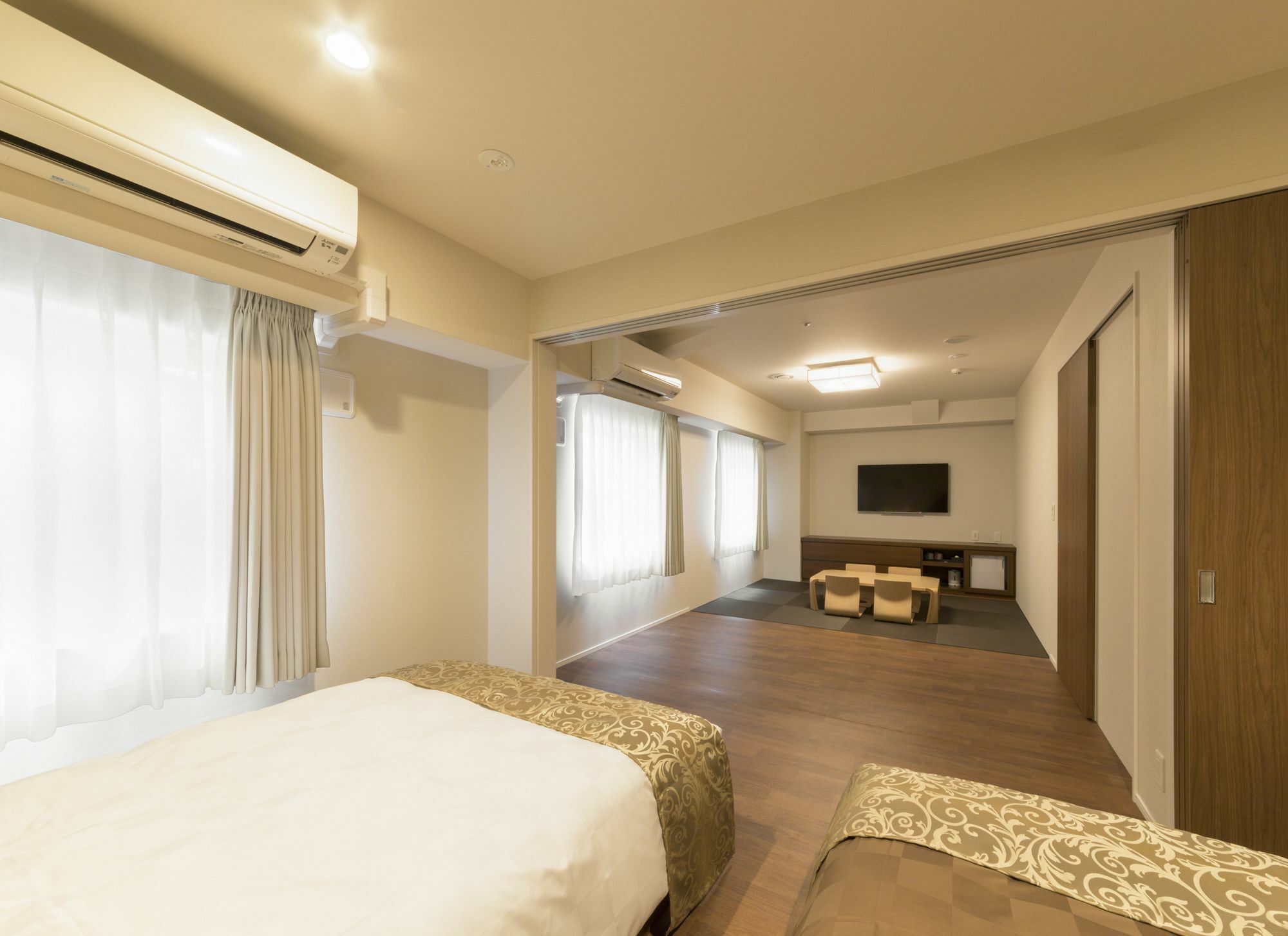 Sarasa Hotel Shin-Осака Экстерьер фото